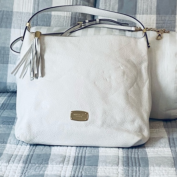 Signature style tote - Picture 11 of 16